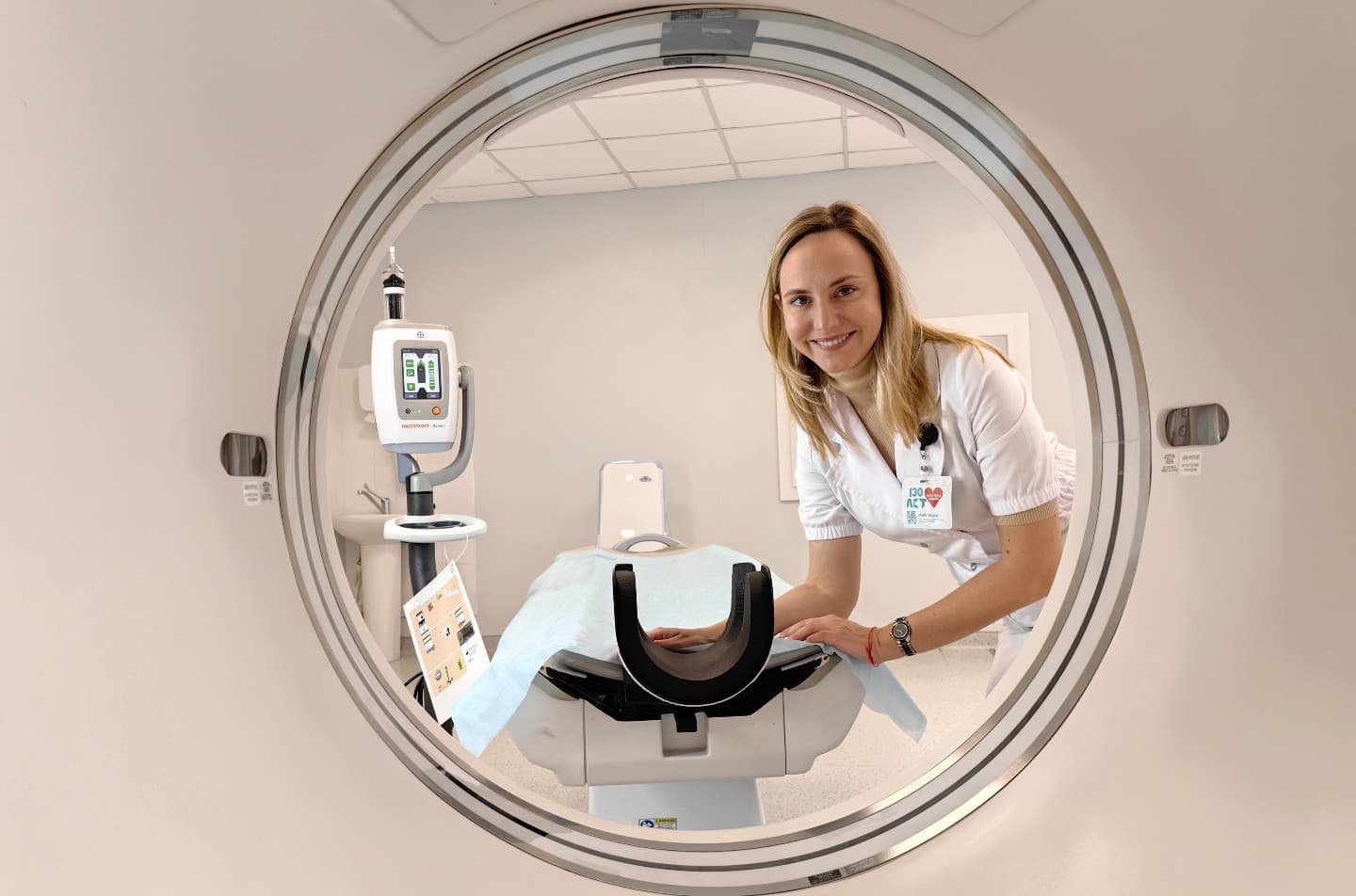 Скидка 10% на КТ МРТ в ночное время. Уважаемые пациенты, при записи на исследования КТ МРТ в ночное время (с 20.00 до 24.00) действует скидка на исследования −10%. Запись по телефону 8 (812) 331-63-74. Имеются противопоказания