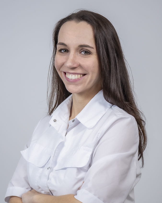 Попова Марина Олеговна